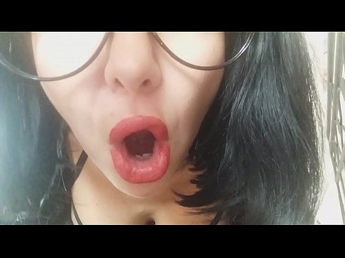 ❤️ Draga, tvoja mačeha ti danes ne dovoli iti v šolo... Preveč te potrebujem ... Kvalitetni pornič na sl.sexogolic-info.ru ❤